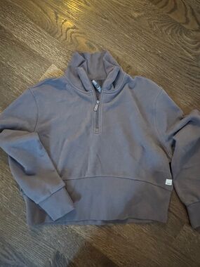 Vuori Quarter-Zip Pullover in Dusty Mauve